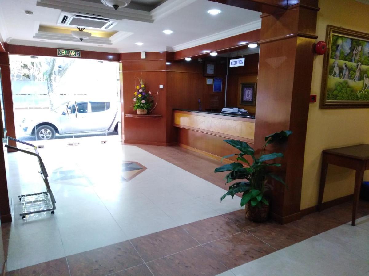Sara Hotel Labuan Exterior photo