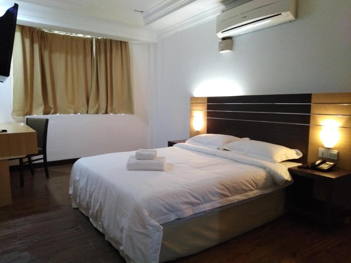Sara Hotel Labuan Exterior photo